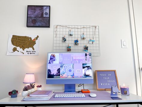 Imac Setup Aesthetic, Purple Desk Setup Aesthetic, Purple Desk Decor, Lavender Desk Setup, Mac Desk Setup, Imac Aesthetic Set Up, Purple Office Aesthetic, Imac Desk Setup Aesthetic, Purple Desk Aesthetic