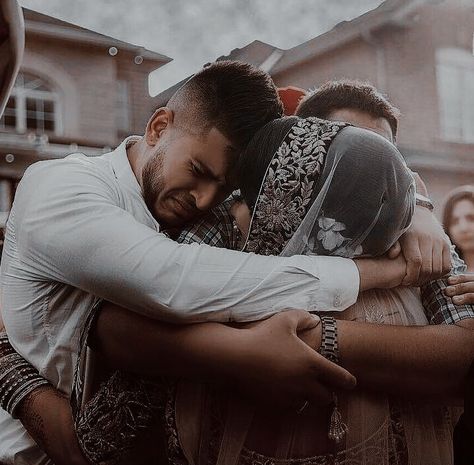 Bride With Brothers Photo Ideas, Nikaah Aesthetics, Desi Lifestyle, Sister And Brother Bond, Good Memories Quotes, Brother Sister Photos, Indian Wedding Aesthetic, Happy Birthday Bestie Quotes, Mafia Princess