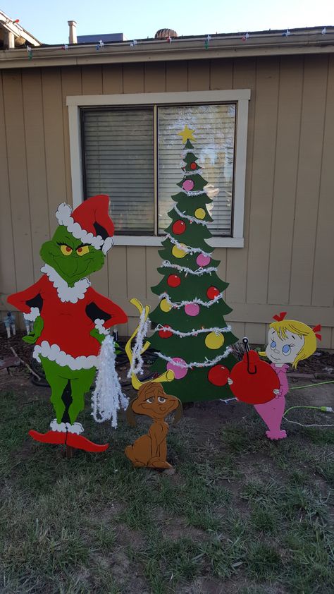 Christmas Yard Cutouts, Christmas Cut Outs, Christmas Wood Cutouts, Jigsaw Cutouts Wood Crafts, Diy Grinch Wood Cutout, Christmas Tree Wood Cutout Yard Art, Grinch Cutouts Yard Art, Christmas Wood Cutouts Yard Art Grinch, Christmas Wood Cutouts Yard Art Ordamnet