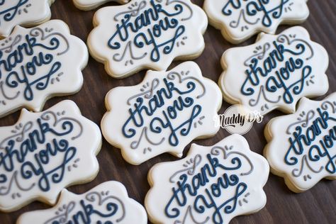 Thank You Cookies Gifts, Cookies With Sayings, Thank You Biscuits, Thank You Cookies Wedding, Miss You Cookies Decorated, Employee Appreciation Cookies Decorated, Thank You Wedding Cookies, Congratulations Cookies Decorated, Employee Appreciation Cookies