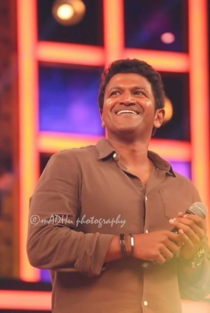 #appu #puneethrajkumar Punith Raj Kumar Hd Images, Appu Photos, Puneeth Rajkumar Wallpaper Hd, Appu Boss, Puneet Rajkumar, Punith Rajkumar, Buddha Image Wallpaper Hd, Puneeth Rajkumar, Love Feeling Images