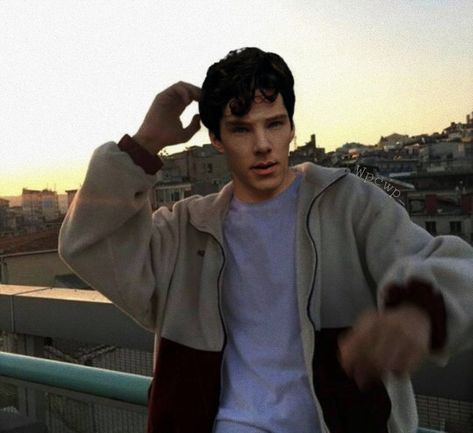 Young Benedict Cumberbatch, Sherlock Holmes John Watson, Sherlock Moriarty, Sherlock Holmes Benedict Cumberbatch, Doctor Strange Marvel, Benedict Sherlock, Hottest Male Celebrities, John Watson, Johnlock