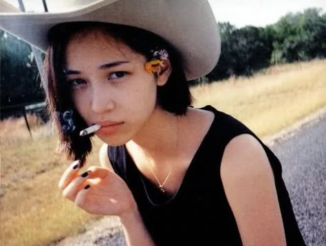 Kiko Mizuhara Style, Mizuhara Kiko, Kiko Mizuhara, Ellen Von Unwerth, Popular Actresses, Celebrities Humor, Cindy Crawford, Korean Idol, Girl Crush