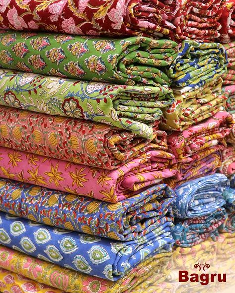 Hand Block Printing, Block Printed Textiles, Indian Block Print, Block Printing, Textile Prints, Natural Fibers, Pretty Dresses, Block Print, Print Patterns