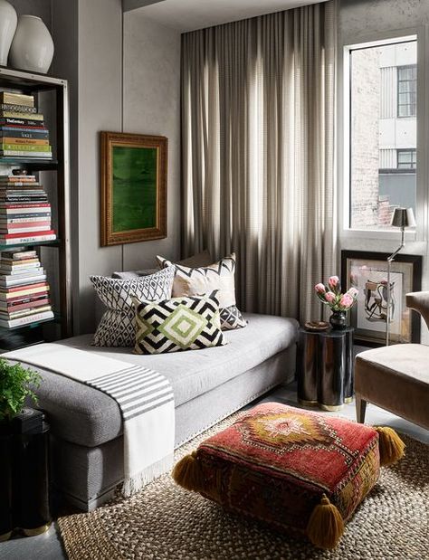 Soho Apartment, Manhattan Apartment, Design Salon, Vanguard Furniture, Curtain Designs, Design Living Room, A Living Room, Elle Decor, Apartment Living