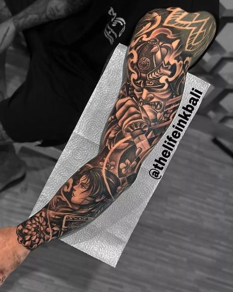 Black Arm Sleeve Tattoo, Japanese Full Sleeve Tattoo Design, Japanese Style Tattoo Sleeve, Japanese Arm Sleeve, Black Arm Sleeve, Japanese Tatto, Balinese Tattoo, Samurai Tattoo Sleeve, Samurai Warrior Tattoo