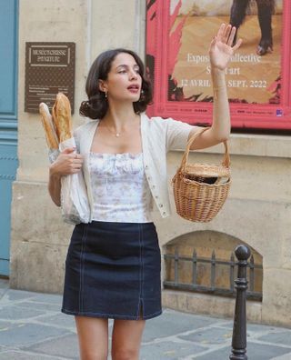 Parisian Outfits, Parisian Summer, Style Parisienne, Parisienne Chic, French Outfit, French Girl Style, Technology Fashion, Summer Knitting, Parisian Chic