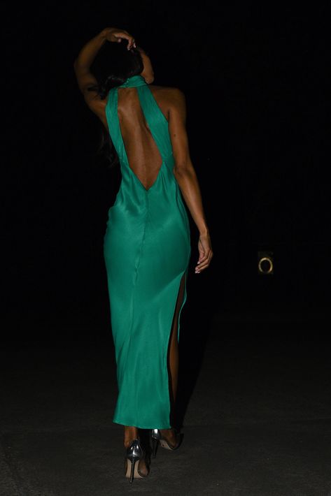 We recommend sizing down in this style. Look no further than the CLAIRE Satin Drape Back Maxi Dress for a timeless and elegant impression at your next special event. Showcasing a minimalistic silhouette, Claire is transformed with her striking open-back that will have you turning heads. This green satin maxi dress makes the perfect piece for weddings, work functions or celebratory dinners. In addition to its captivating design, the CLAIRE Green Satin Maxi Dress offers a luxurious feel with its s Claire Satin Drape Back Maxi Dress, Satin Dresses Open Back, Open Back Dress With Pearls, Backless Long Dresses, Low Back Halter Dress, Significant Other Lana Dress, Halter Low Back Dress, Open Back Green Dress, Two Piece Wedding Guest Dress