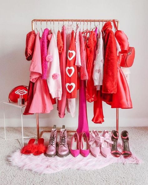 Shop our new LOVER ISLAND Collection Now. Perfect for date nights, or girls night in! Valentine Outfits For Women, Valentine Photo Shoot, Valentine Dress, Valentines Outfits, Valentine's Day Outfit, Pink And Red, Mode Inspiration, Womens Casual Outfits, Outfits Casuales