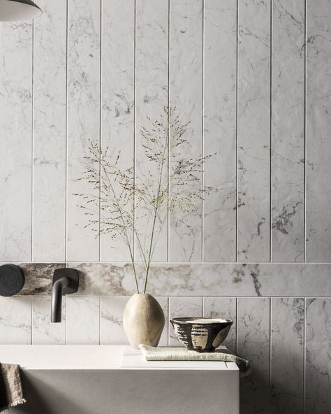 Stone Tile Bathroom, Marble Porcelain Tile, Natural Stone Bathroom, Porcelain Tile Bathroom, Marble Effect Tiles, Mandarin Stone, Marble Showers, Marble Look Tile, Marble Wall