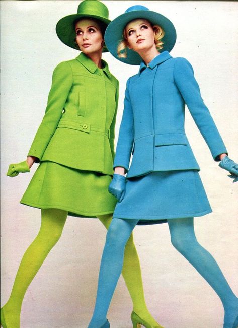 1960 Vintage Fashion, 1970s Fashion Ads, 60s Celebrity Fashion, 1960s Fashion Photoshoot, Swinging 60s Fashion, 1968 Fashion Women, 60s Fashion Photoshoot, 1960s Fashion Magazine, 1960s High Fashion