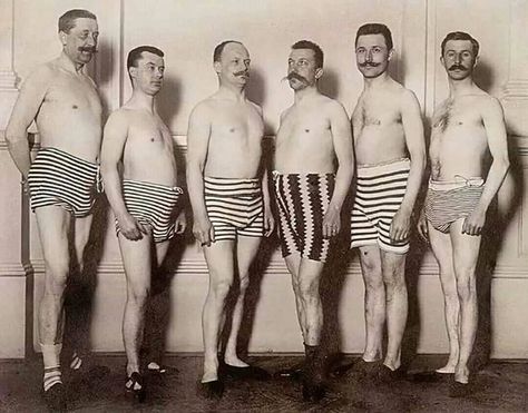 Vintage Swim, Vintage Swimwear, Vintage Swimsuits, Vintage Portraits, Men's Beauty, Mode Vintage, Vintage Photographs, Vintage Beauty, Monokini