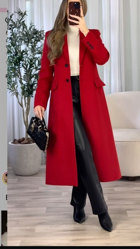 Red Coat Outfit Winter, Winter Outfits Dinner, Outfit Ideas For School Fall, Red Coat Outfit, Winter Coat Outfits, Thanksgiving Outfit Ideas, Cute Thanksgiving Outfits, Thanksgiving Outfit Women, Thanksgiving Outfits