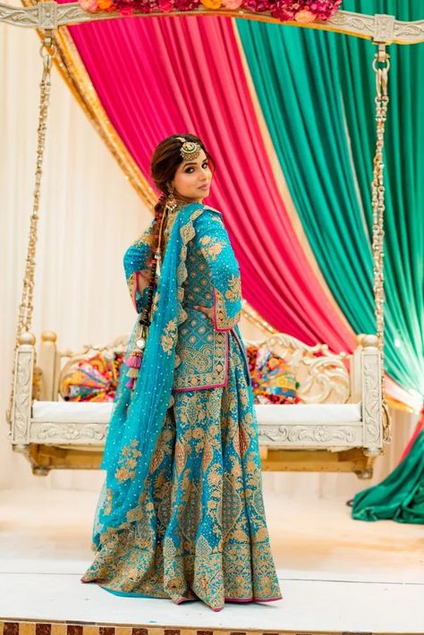 Appealing Jaggo Ceremony Outfits For Sikh Brides Lohri Dresses Ideas, Jaggo Outfit For Bride, Punjabi Dresses For Jaggo, Bridal Jaggo Outfit Punjabi, Punjabi Lohri Look, Jaggo Outfit Punjabi Suit Bride, Punjabi Suits For Jaggo Night, Punjabi Jagoo Dresses, Jagoo Outfit Punjabi