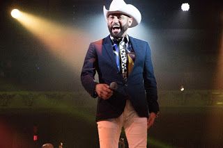 El cantante Pancho Barraza se presentó este pasado fin de semana en el Celebrity Theatre, en la ciudad de Phoenix Arizona, donde logró v... Phoenix Arizona, Phoenix, Portal, Arizona, Vision Board