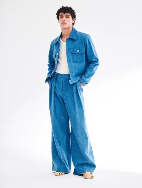 King and Tuckfield Spring Summer 2024 010 Denim Suits Men, Denim Fits Men, Blue Monochromatic Outfit Men, Denim On Denim Men, Denim Look Men, Denim Fashion For Men, Denim Outfit For Men, Mens Fashion 2024, Funky Outfits Men