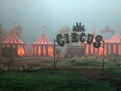 Circus Tents, Circus Aesthetic, Dark Circus, Night Circus, A Series Of Unfortunate Events, Vintage Circus, The Fog, Story Inspiration, American Horror