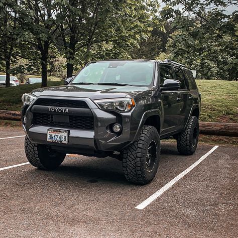 Jacked Up 4runner, Four Runner Toyota Lifted, 4runner Trd Pro Mods, 2023 Toyota 4runner Trd Pro, 4 Runner Toyota Aesthetic, 4runner Blacked Out, Lifted Four Runner, Black 4runner Blacked Out, Lifted Toyota 4runner