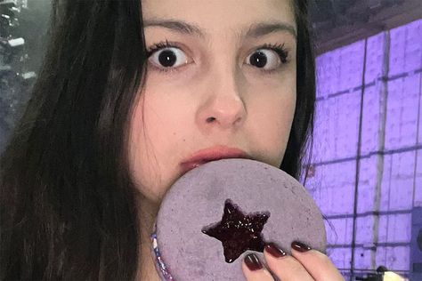 Olivia Rodrigo and Crumbl Announce a Guts-Themed Cookie That Will Follow Her on Tour Olivia + Core + Aesthetic, Olivia Cooke, Concert Venue, Mexican Girl, Rare Pictures, + Core + Aesthetic, Fav Celebs, Olivia Rodrigo, Sabrina Carpenter