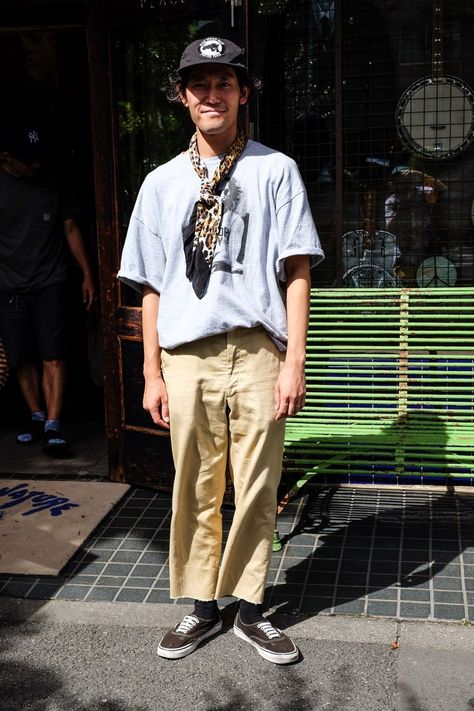 Tokyo Street Style Men, Indie Style Men, Japanese Street Fashion Men, Streets Of Tokyo, Asian Streetwear, Tokyo Street Style, Queer Fashion, Fashion Blogs, Streetwear Summer