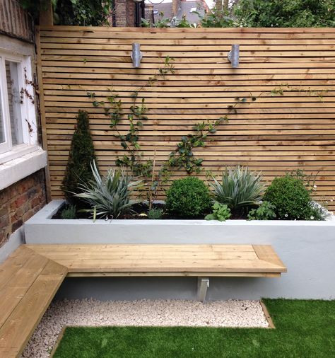 A side return large enough for a garden. - London - by Sprout Up | Houzz UK Side Gardens Narrow, Side Access Garden Ideas, Shady Side Return Garden, Front Garden Privacy Ideas Uk, Side Return Garden Ideas, London Side Extension, Side Return, Outdoor Gardens Design, Outdoor Decor Backyard