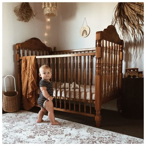 Mahogany Crib Nursery, Nursery Dark Brown Furniture, Vintage Crib Nursery, Wooden Crib Nursery, Dark Wood Crib, Shepherd Nursery, Bed Dark Wood, Rustic Crib, Vintage Playroom