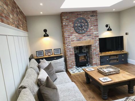 Brick Chimney Breast, Exposed Brick Fireplaces, Brick Fireplace Wall, Wood Burning Stoves Living Room, Log Burner Living Room, House Renovation Design, Fireplace Inspiration, Brick Living Room, Bungalow Ideas