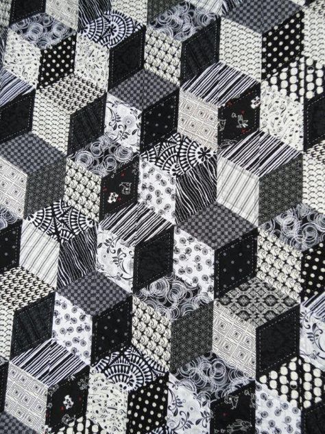 Black and white tumbling blocks quilt by Wendy Welsh | Wendy's quilts and more.  2014 Bloggers Quilt Festival. Black And White Quilts Patterns, Tumbling Blocks Pattern, Diamond Quilts, Illusion Quilts, Tumbling Blocks Quilt, Optical Illusion Quilts, Colchas Quilting, Crochet Handles, Pink Quilt