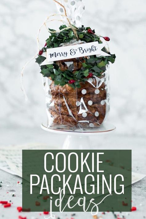 Christmas Cookie Packaging Cookie Packaging Ideas, Christmas Cookies Packaging, Cookies Packaging, Makeup Item, Wrap Presents, Cookie Packaging, Ideas For Christmas, Pretty Packaging, Packaging Ideas