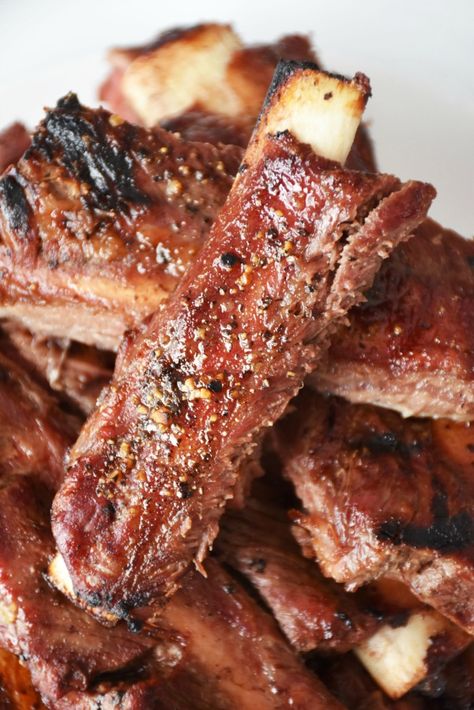 Looking for a quick and easy rib recipe? This dry rub requires no marinating and can be rubbed on right before grilling! Get the recipe and #StandWithRibs #AD Beef Rib Dry Rub Recipe, Recipe For Beef Ribs, Beef Ribs Recipe Oven, Beef Rib Rub, Ribs Dry Rub, Ribs Rub, Easy Rib Recipes, Grilled Beef Short Ribs, Grilled Beef Ribs