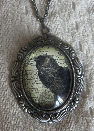 Ophelia Aesthetic, Vampire Oc, Nerd Jewelry, Crow Pendant, Corporate Goth, Gothic Jewellery, Victorian Goth, Cameo Necklace, Gothic Jewelry