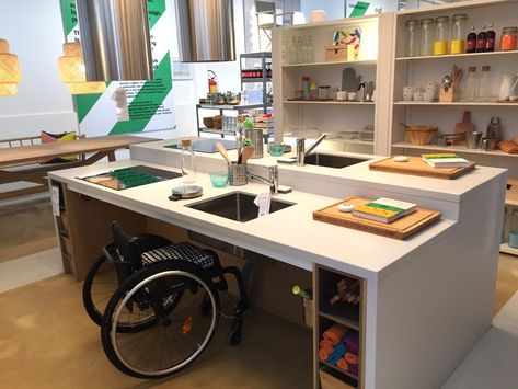 ikeatemporary-milan-METOD-kitchen-concepts-designboom-10 Universal Kitchen Design, Universal Design Kitchen, Disabled Kitchen Ideas, Wheelchair Kitchen, Accessible Kitchen Design, Accessible Design, Wheelchair Accessible Kitchen, Wheelchair Accessible Kitchen Ideas, Wheelchair Friendly Kitchen