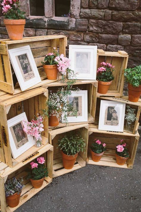 A wonderful collection of ways to use wooden crates in rustic weddings. See our crates here: http://www.lightsforalloccasions.com/c-397-baskets-crates-trays.aspx Wooden Crates Wedding, Wedding Photo Display, Deco Champetre, Colored Wedding Dress, Country Barn Weddings, Unique Wedding Flowers, Country Barn, Wooden Crates, Blush Roses