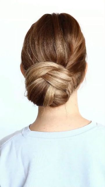 Perfect Bun Tutorial, French Braid Buns, French Roll Hairstyle, Updo Hairstyles Tutorials, Ballet Bun, Perfect Bun, Messy Bun Tutorial, Easy Bun Hairstyles, Bun Tutorial