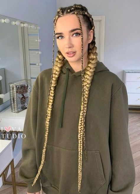 Island Twist Hairstyle, Boxer Braids Hairstyles, White Girl Braids, Triple Braid, Morning Before School, Kanekalon Braids, Island Twist, Festival Braids, Exotic Hairstyles