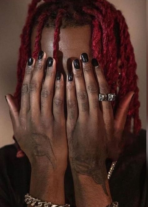 Vamp Aesthetic Fashion, Playboi Carti Vamp, Carti Vamp, Playboi Carti Outfits, Vamp Aesthetic, Mens Nails, Rockstar Aesthetic, Dreadlock Hairstyles For Men, Rap Wallpaper