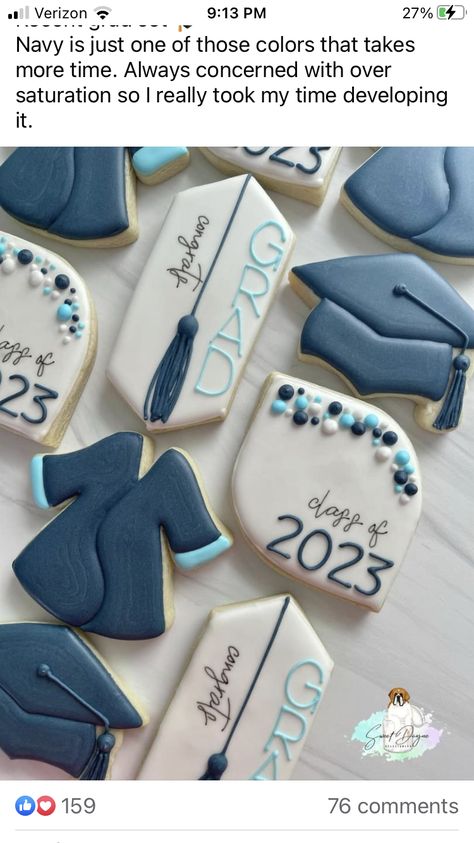 Graduation Desserts, No Bake Sugar Cookies, Fiesta Cake, Crazy Cookies, Cookies Theme, Cake Decorating Set, Sugar Cookie Royal Icing, Iced Sugar Cookies, Cookie Business