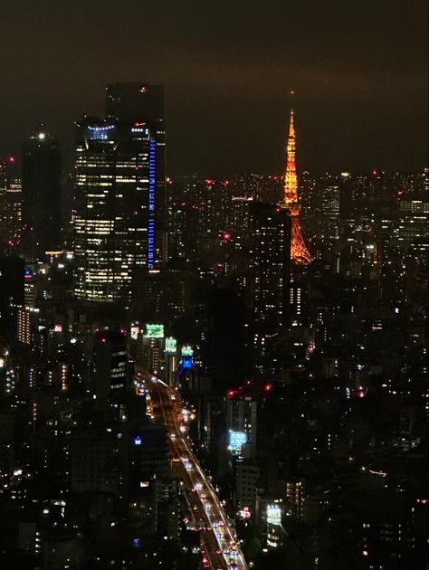 tokyo tower at night Night Time Tokyo, Tokyo Vibes Aesthetic, Tokyo City Night Aesthetic, Tokyo City Aesthetic, Tokyo Night Aesthetic, Tokyo Night Life, Ac Villager, Japan At Night, Nightcore Aesthetic