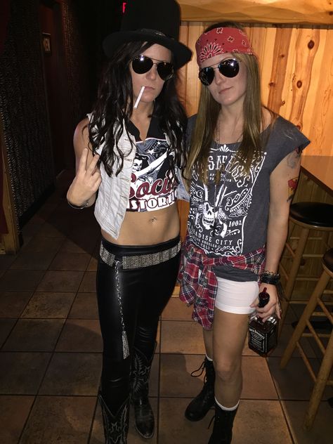 Axl Rose and Slash for Halloween! When your costume is on point.. Guns N Roses GNR sexy axl rose slash Axl Rose Costume, Axl Rose And Slash, Slash Costume, Rocker Costume, Easy Couple Halloween Costumes, Easy Couples Costumes, Easy College Halloween Costumes, Amazon Halloween, College Couples