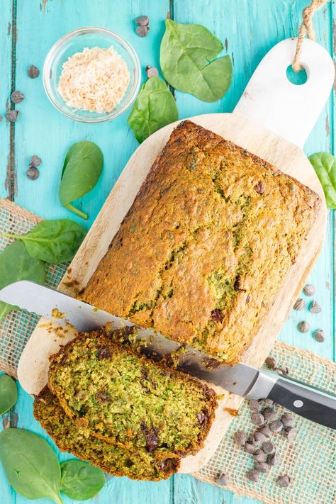 Chocolate Chip Spinach Banana Bread | #sponsored | Need a way to sneak veggies into your child's (or adult's!) diet?! Look no further! This banana bread is healthy, easy to make, and nutritious! The spinach lends a green colour but it does not taste like spinach! The perfect breakfast for back-to-school and meal prep friendly! #healthy #bananabread #vegetarian Spinach Banana Bread, Canadian Food, Quick Bread Recipes, Delicious Bread, Healthy Easy, Seasonal Recipes, Bread Recipes Homemade, Perfect Breakfast, Banana Bread Recipes