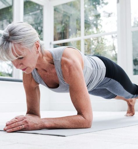 fitness over 60 Yoga Kurse, Senior Health, Anti Aging Tips, Senior Fitness, Lower Blood Pressure, Best Anti Aging, Yoga Benefits, Weight Training, Core Workout