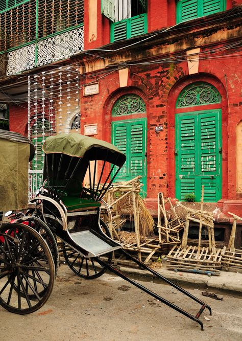 Indian Rickshaw, Home Gym Design Garage, Nature Art Painting, West Bengal, South Asia, Old Building, City Aesthetic, Incredible India, Small House Design