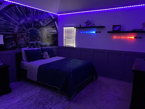 Star Wars Room Boys, Star Wars Boys Bedroom, Preteen Boys Room, Star Wars Bedroom Decor, Preteen Boys Bedroom, Star Wars Zimmer, Star Wars Kids Room, Star Wars Boys Room, Star Wars Themed Bedroom