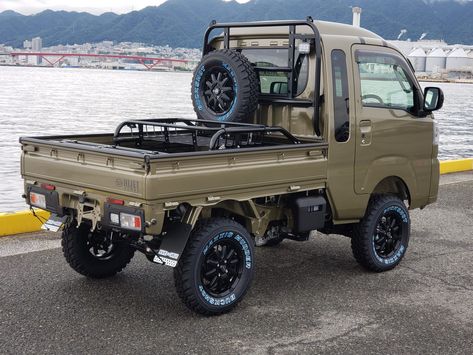 Kei Truck, Mini Trucks 4x4, Suzuki Carry, Adventure Car, Kei Car, Campervan Life, Truck Camping, Overland Vehicles, Ford Excursion