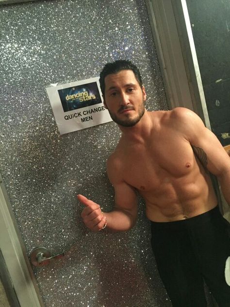 Valentin Chmerkovskiy Dwts Pros, Val Chmerkovskiy, Man Crush Everyday, Dancing With The Stars, Celebrities Male, Looks Great, Eye Candy, Dancer, Tv Shows