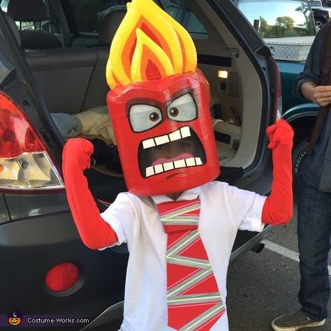 Anger Inside Out Costume, Inside Out Halloween Costume, Anger Character, Inside Out Halloween, Disfraz Toy Story, Inside Out Costume, Food Halloween Costumes, Disney Characters Costumes, Lego Halloween