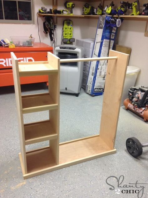 Dress Up Storage, Woodworking Books, Woodworking Joints, Free Woodworking Plans, Woodworking Plans Diy, Woodworking Projects That Sell, Woodworking Workshop, Popular Woodworking, Storage Cart