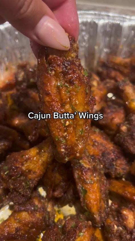 Cajun Butta Wings from @Cord & The Kitchen. Man these wings were 🔥🔥 Family went back for seconds. Give them a try! #wingnight #cajunbutterwings #sogood #addedtomyrecipes #fridaydinner #goodeating #blacktiktok #blackpeoplerecipes #wings #forgetwingstop Wing Sauce Recipes, Fast Dinner Recipes, Soul Food Dinner, Easy Healthy Meal Prep, Food Babe, Good Eat, Delicious Snacks Recipes, Food Recepie, Easy Cooking Recipes