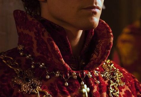 Lannister Aesthetic, Medieval Prince, King Aesthetic, Casterly Rock, Danny Ocean, Medieval Aesthetic, Fire And Blood, History Taking, All Falls Down