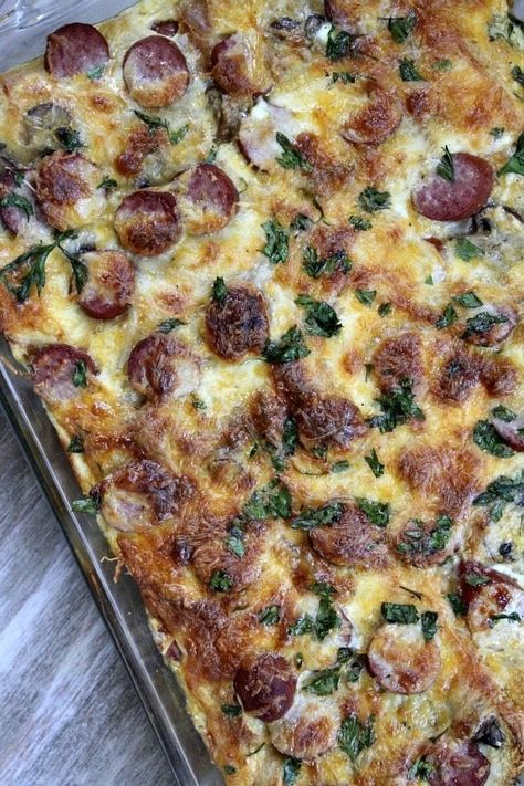 Kielbasa Quiche, Brats Diet, Kielbasa Bake, Egg Mushroom, Christmas Breakfast Recipes, Christmas Breakfast Recipe, Cut Recipe, Christmas Morning Breakfast, Recipe Girl